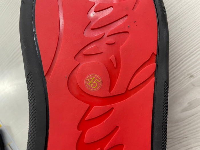 Chr1st1an louboutin sneakers  cl-111