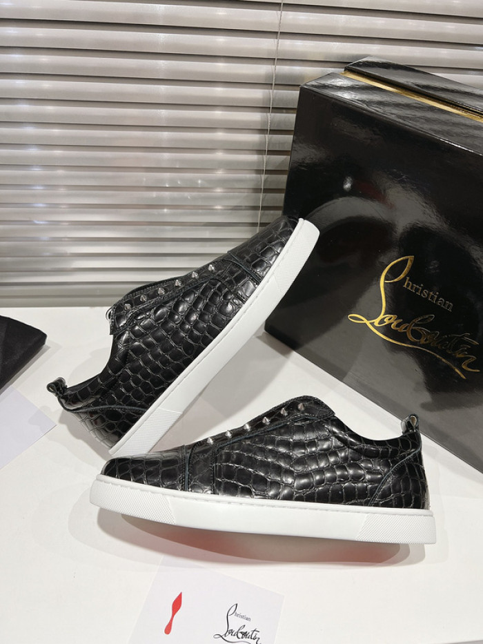 Chr1st1an louboutin sneakers  cl-137