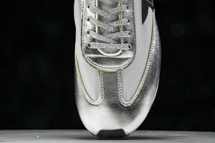 G**olden G**oose Sneakers  GG-10