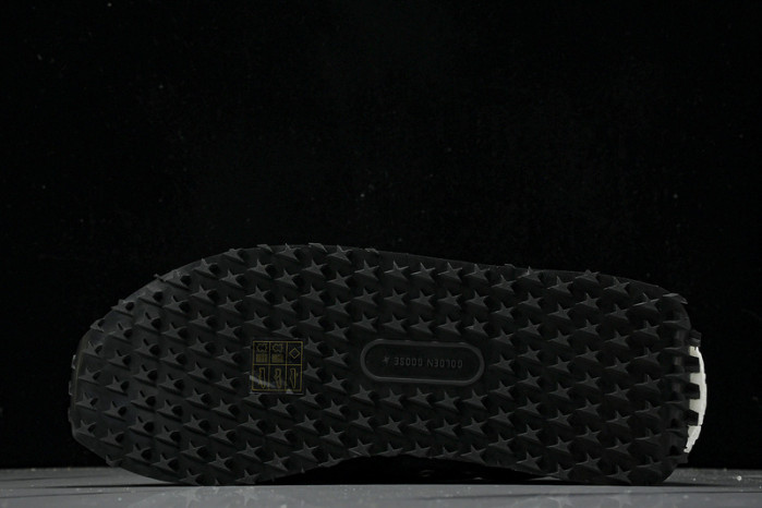 G**olden G**oose Sneakers  GG-11