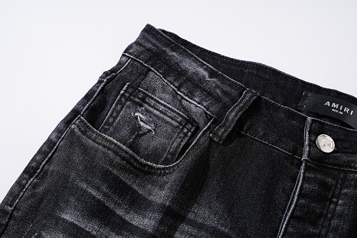  CLOTHES - CLO 01AMIRI