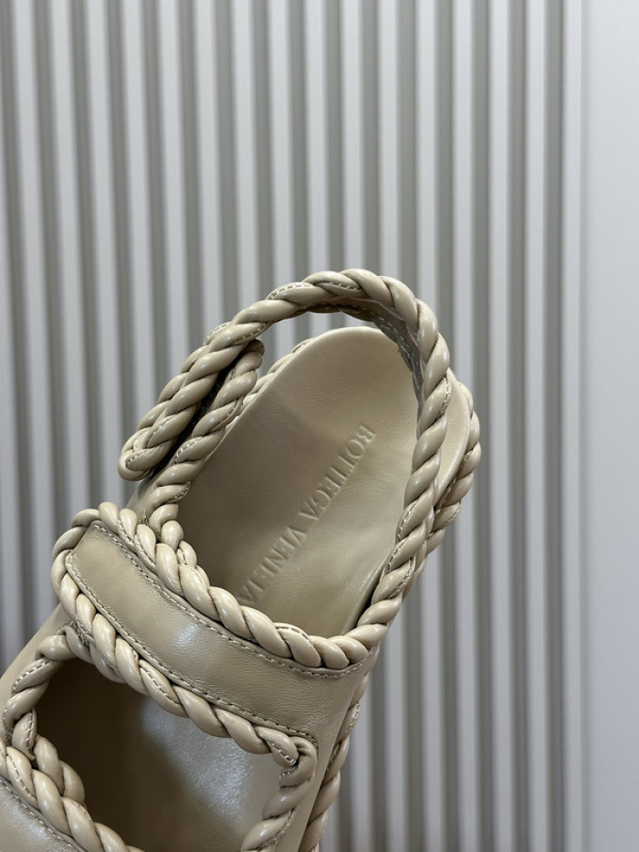 B**OTTEGA V*ENETA SLIDE  BVS_01