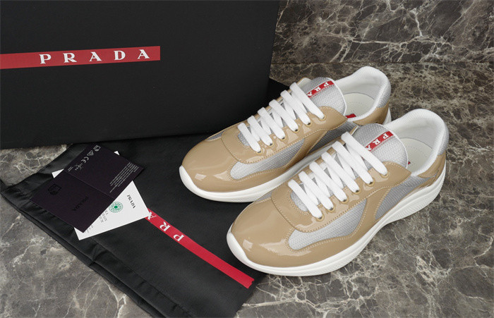 PR sneakers black and white  PR-133