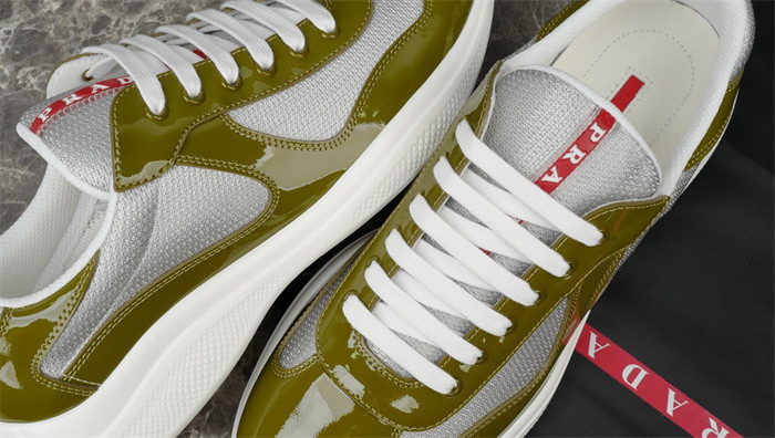 PR sneakers black and white  PR-136