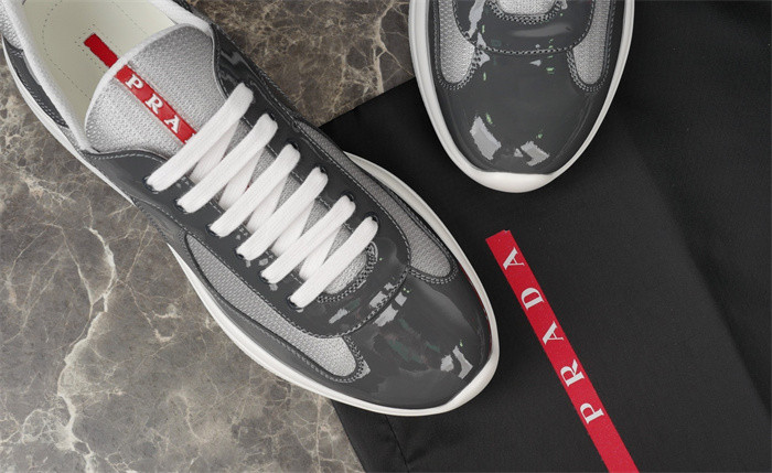 PR sneakers black and white  PR-137