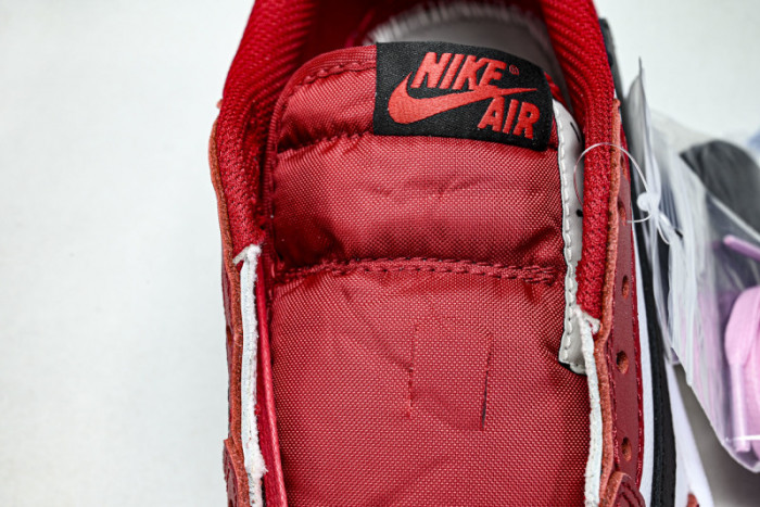 Travis Scott x Fragment x Air Jordan 1 Low OG DM7866-101