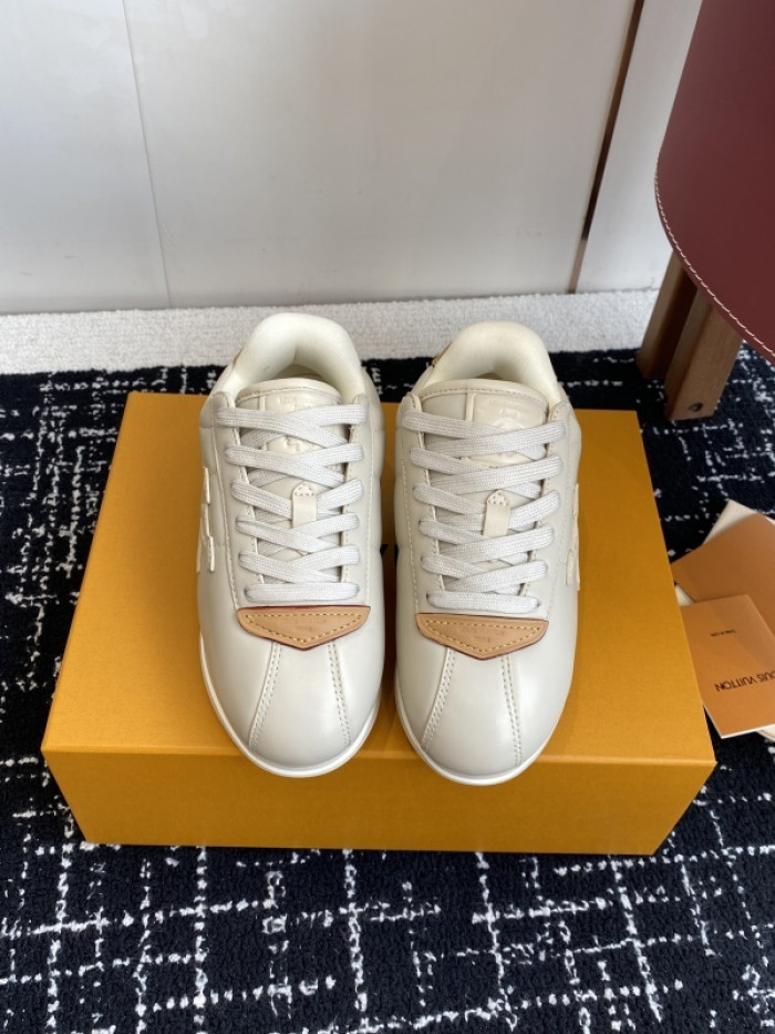 LVT BUTTERSOFT SNEAKERS  L&V-BS02