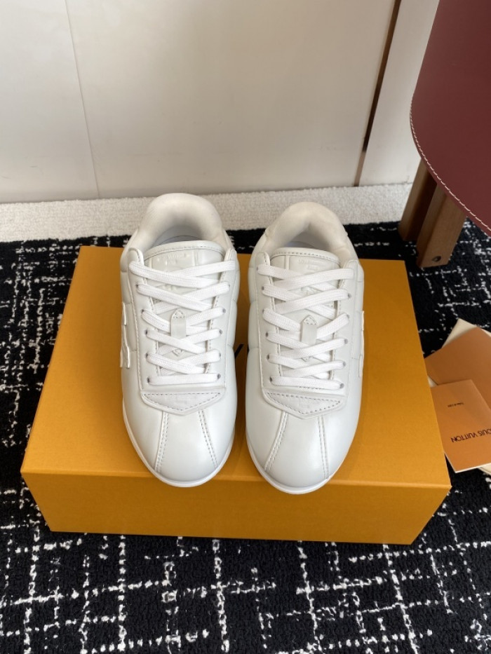 LVT BUTTERSOFT SNEAKERS  L&V-BS04