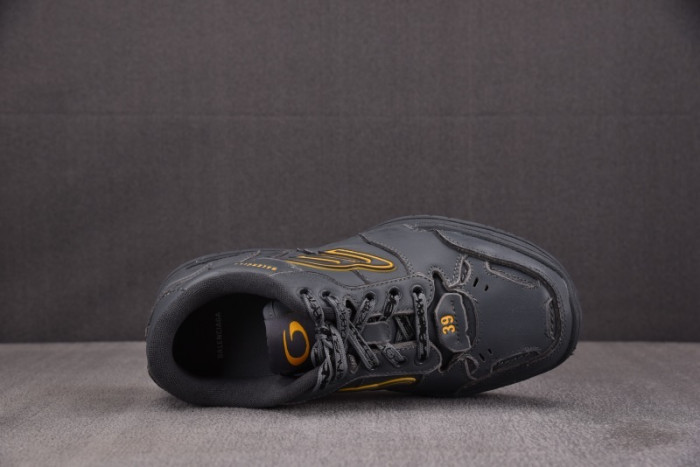 BL Hamptons Worn-Out - BL - WO 02