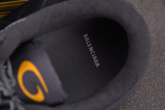 BL Hamptons Worn-Out - BL - WO 02