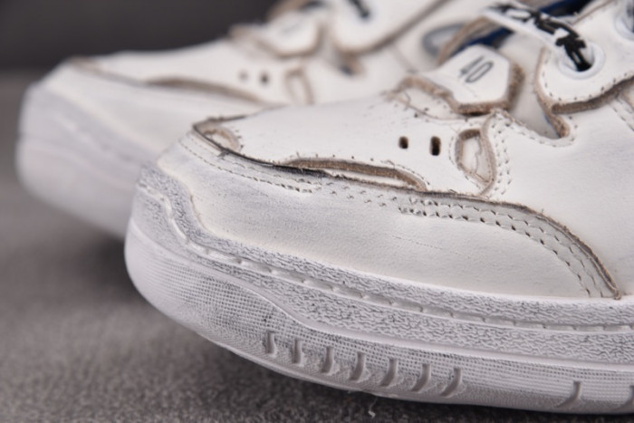 BL Hamptons Worn-Out - BL - WO 05