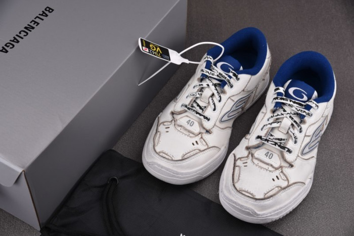 BL Hamptons Worn-Out - BL - WO 05