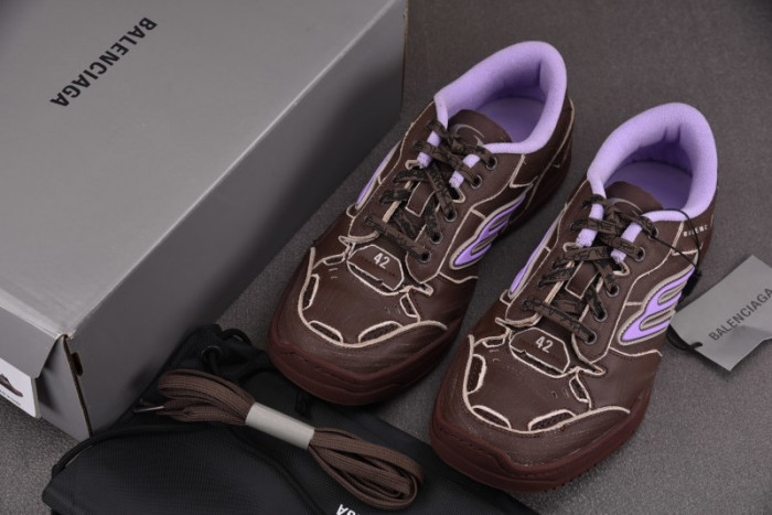 BL Hamptons Worn-Out - BL - WO 01