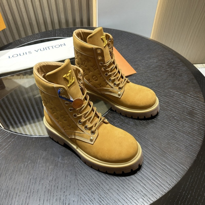 LVT BOOT  L&V-BT03