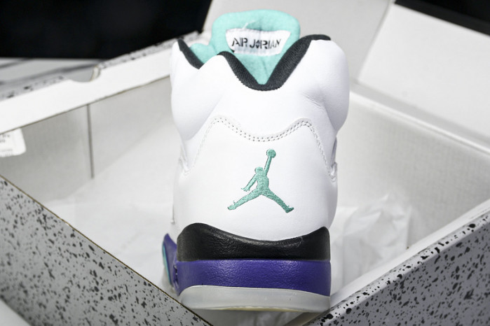 Jordan 5 Retro Grape (2013) - 136027-108
