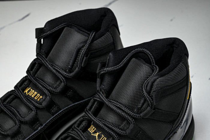 Air Jordan 11 CT8012-037