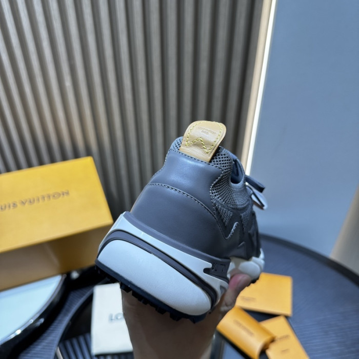 LVT Runner Tatic Sneaker  L&V-RT01