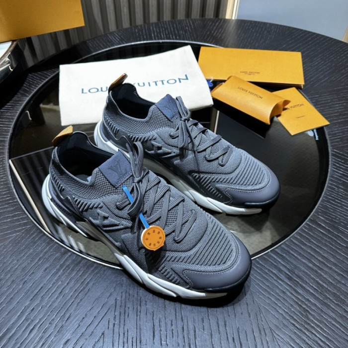 LVT Runner Tatic Sneaker  L&V-RT01