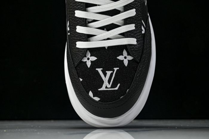 LVT Beverly Hills Sneaker  L&V-BH01