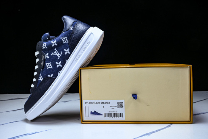 LVT Beverly Hills Sneaker  L&V-BH02
