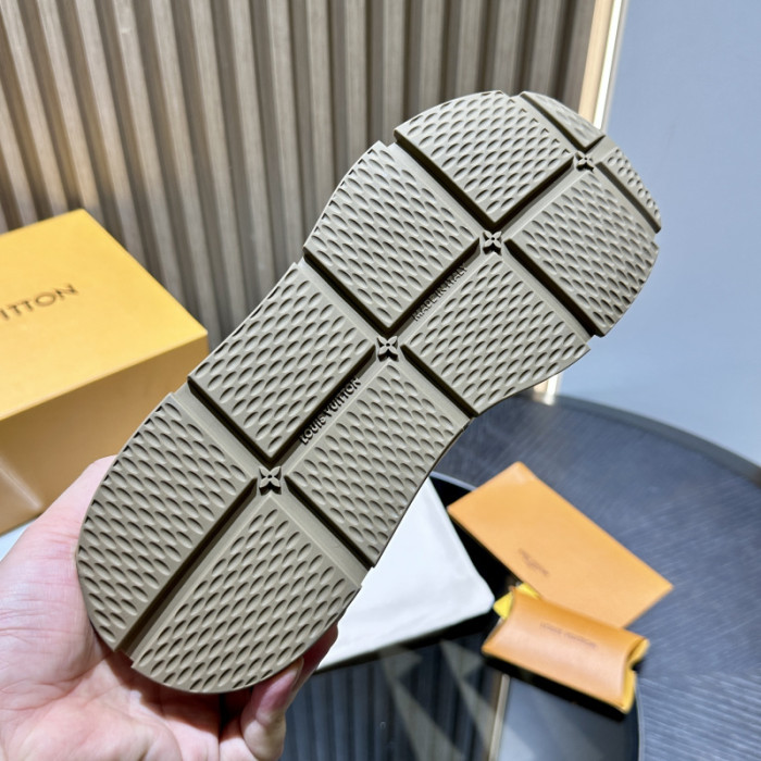 LVT Classic Sneaker  L&V-classic 07