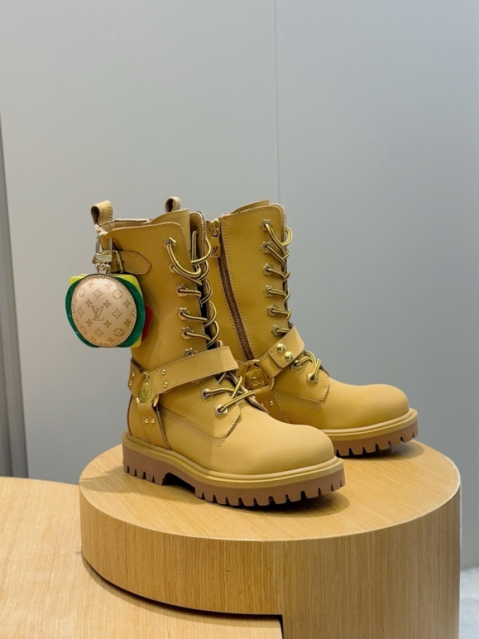 LVT BOOT  L&V-BT07