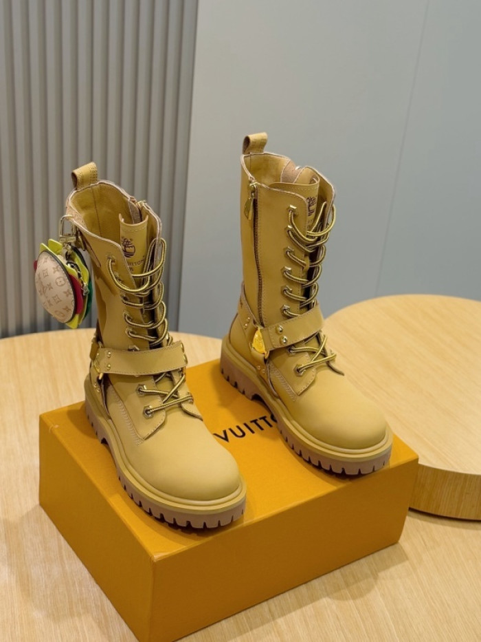 LVT BOOT  L&V-BT07