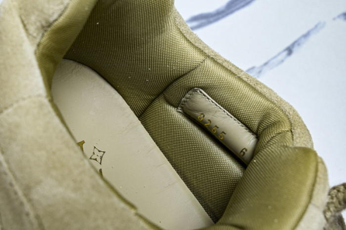 LVT Yeti Lace Up Shoe  L&V-Yeti 01