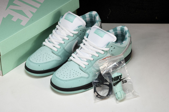 concepts x T*f*ny co. x nike sb dunk low bv1310-402