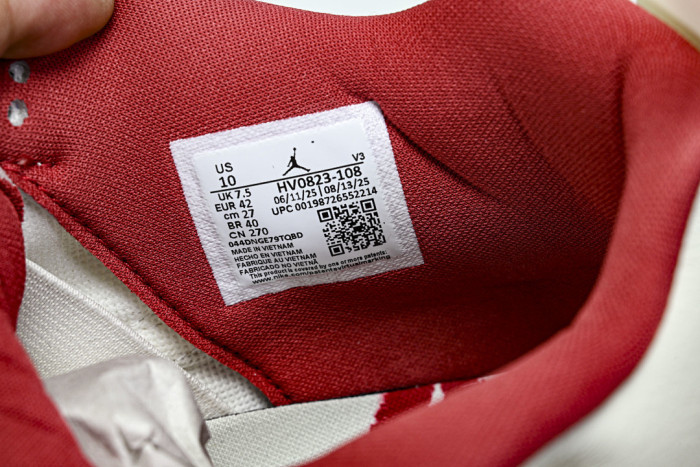 The Air Jordan 4 “Sierra Red” HV0823-108
