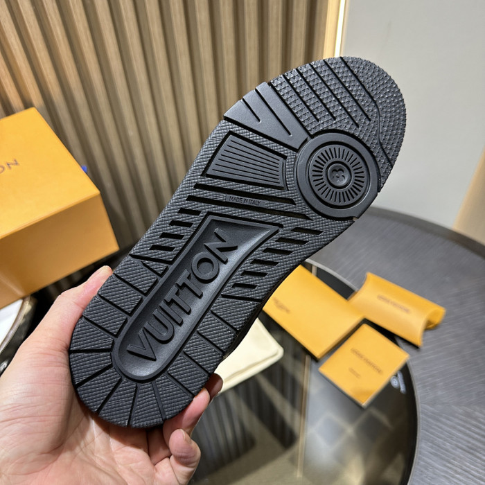 LVT SNEAKERS  L&V-trainer 104