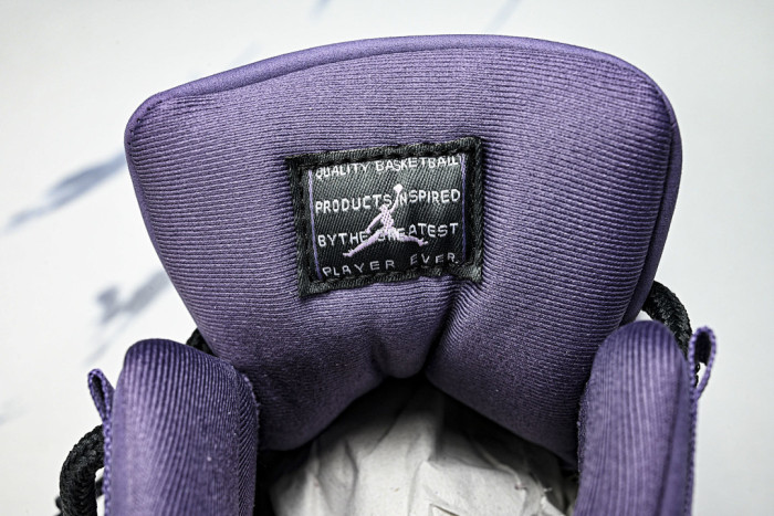 Jordan 11 Retro Mojave - IO8961-553