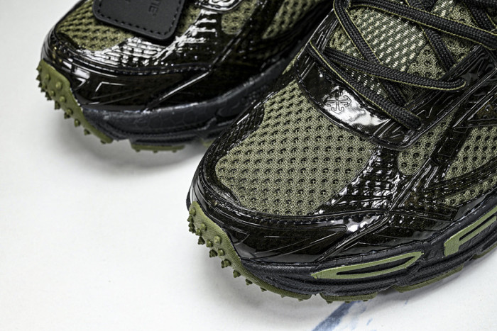 OF sneakers Be Right Back  OW-brb003