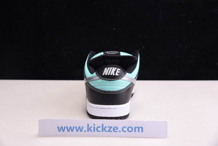 nike dunk sb low D1am0nd s*pply co. "t*f*ny" - 304292-402
